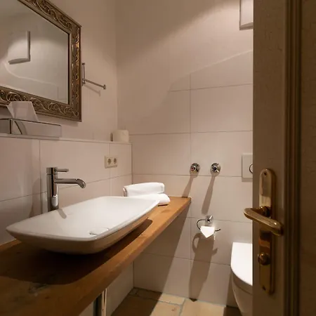 מלון Forsthof 3*