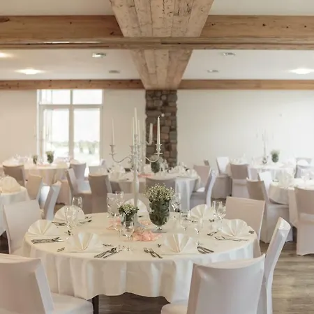 Forsthof מלון Steinheim an der Murr